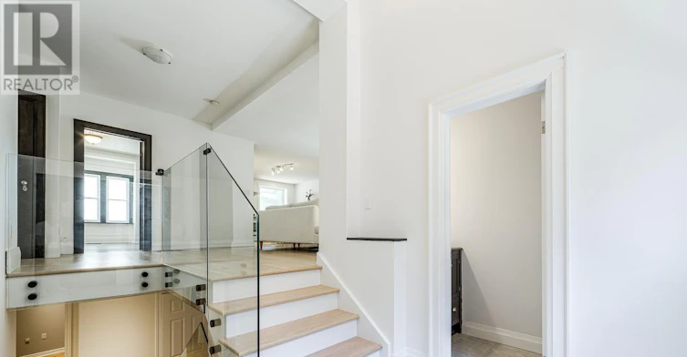204 Ellerslie Avenue, Toronto, ON, M2N 1Y4 - 23