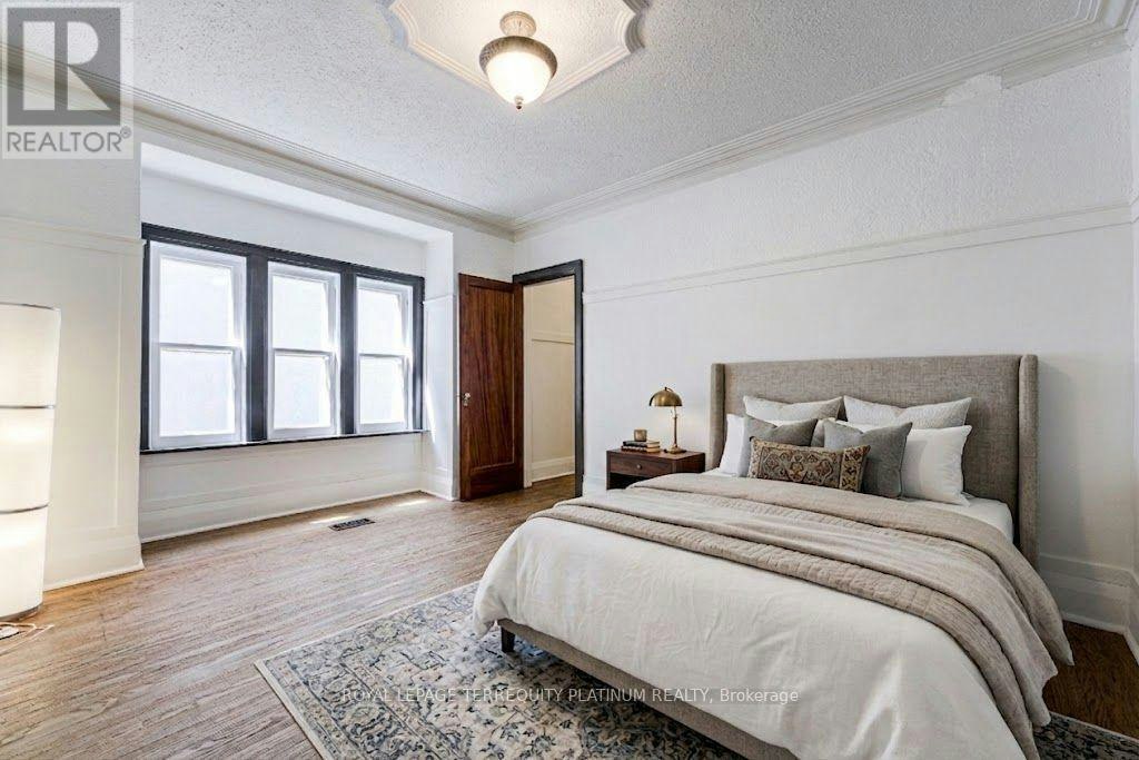 204 Ellerslie Avenue, Toronto, ON, M2N 1Y4 - 10