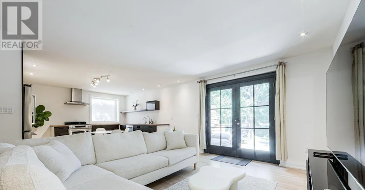 204 Ellerslie Avenue, Toronto, ON, M2N 1Y4 - 13