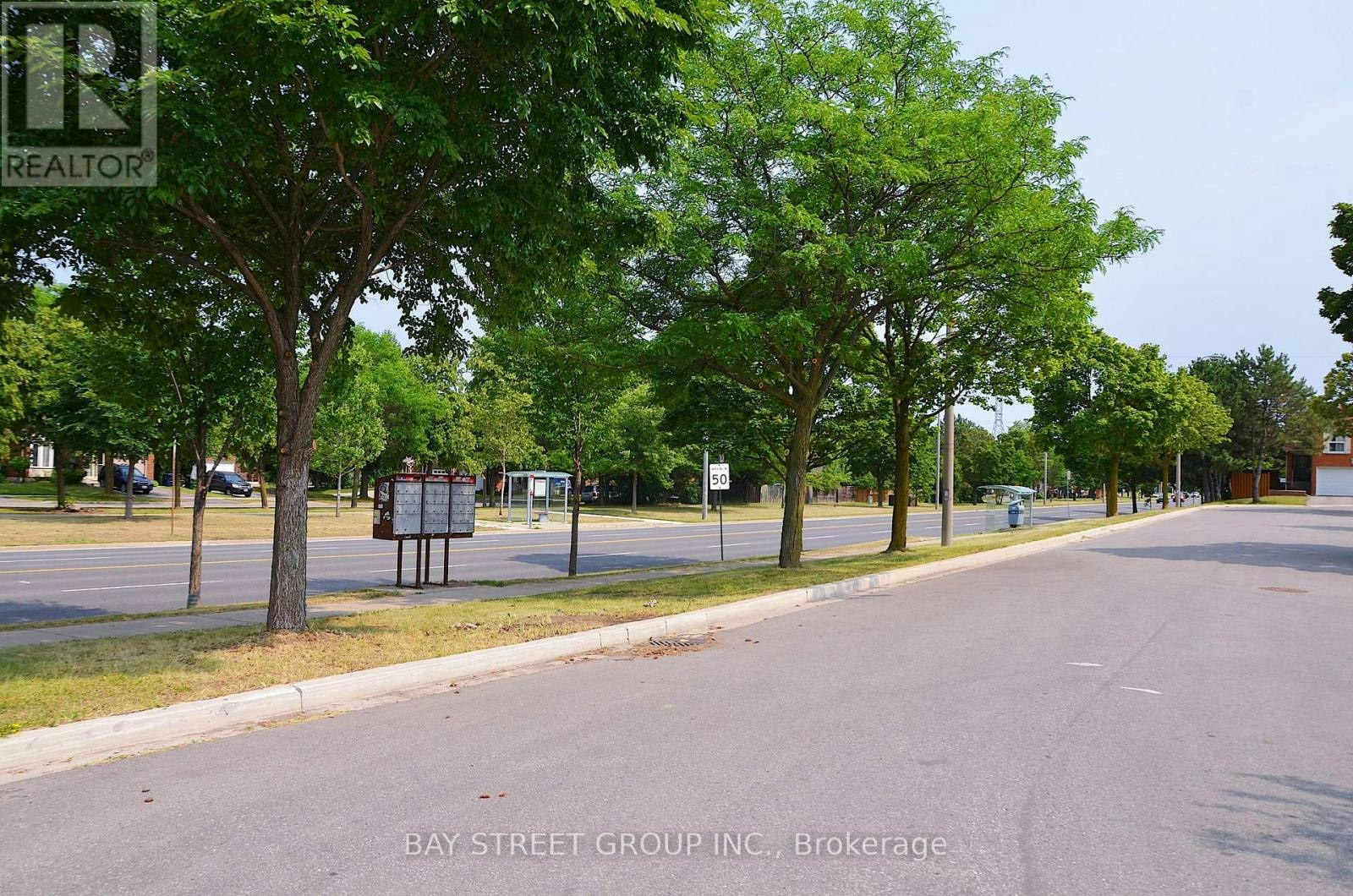58 Alanbull Square, Toronto, ON, M1V 4M1 - 12