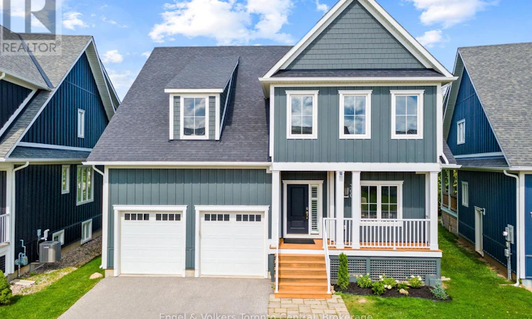 360 Yellow Birch Crescent