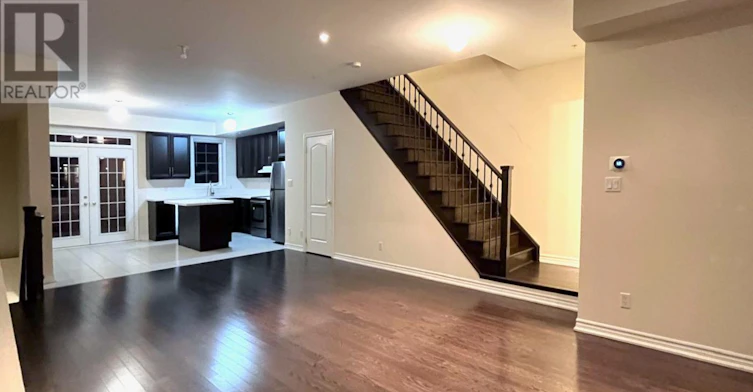 2-18 Cathedral High Street, Markham, ON, L6C 0P2 - 4