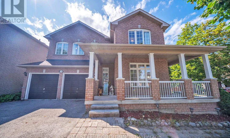 384 Spruce Grove Crescent