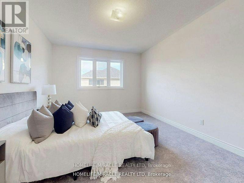 25 Joiner Circle, Whitchurch-Stouffville, ON, L4A 4W9 - 37