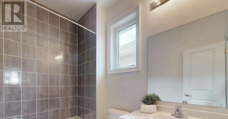 25 Joiner Circle, Whitchurch-Stouffville, ON, L4A 4W9 - 38