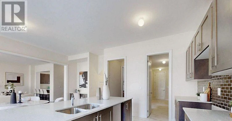 25 Joiner Circle, Whitchurch-Stouffville, ON, L4A 4W9 - 17