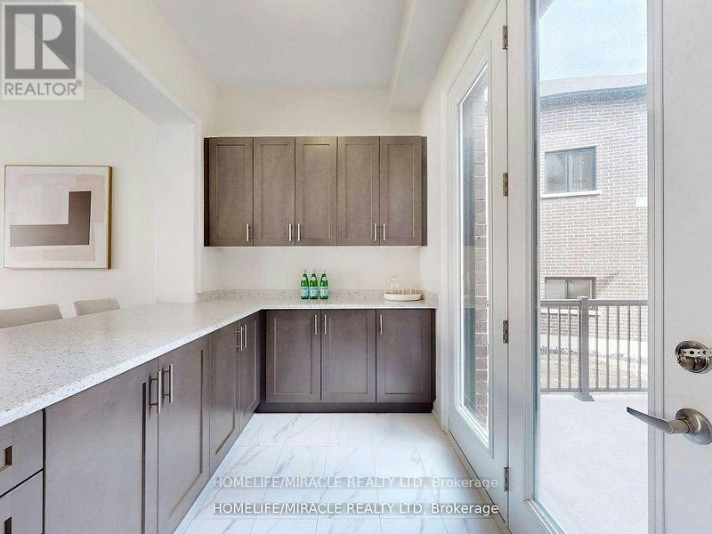25 Joiner Circle, Whitchurch-Stouffville, ON, L4A 4W9 - 8