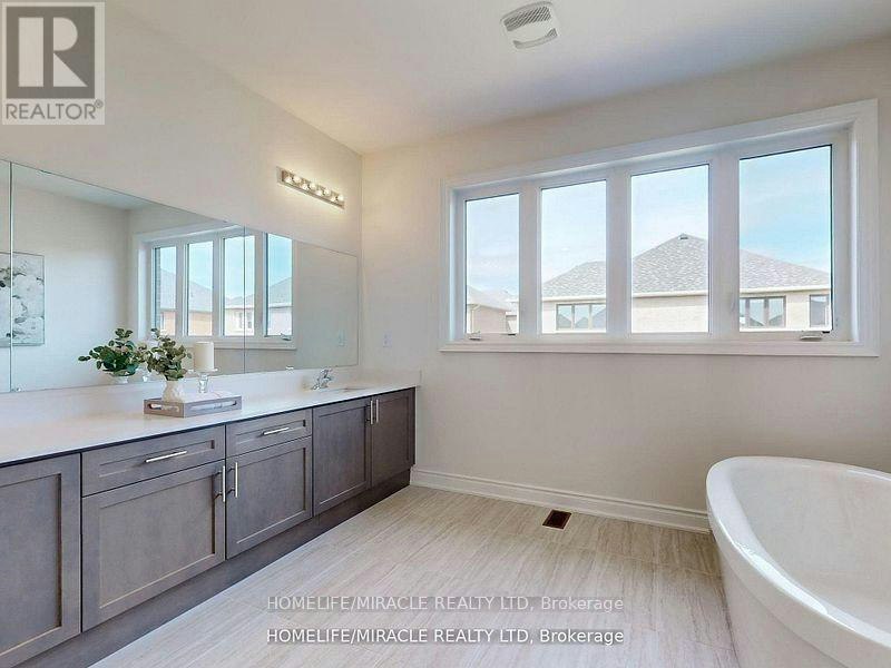 25 Joiner Circle, Whitchurch-Stouffville, ON, L4A 4W9 - 30