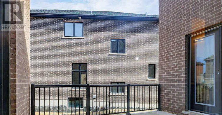 25 Joiner Circle, Whitchurch-Stouffville, ON, L4A 4W9 - 50