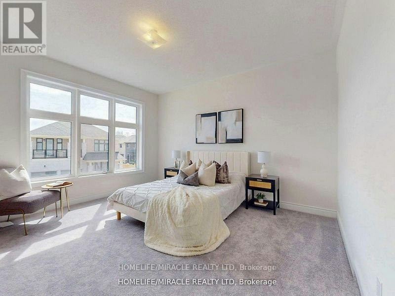 25 Joiner Circle, Whitchurch-Stouffville, ON, L4A 4W9 - 40