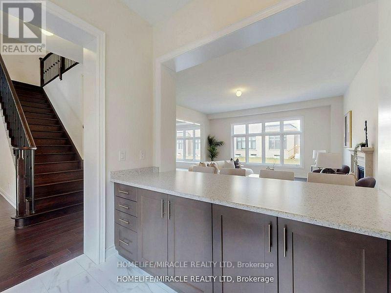 25 Joiner Circle, Whitchurch-Stouffville, ON, L4A 4W9 - 9