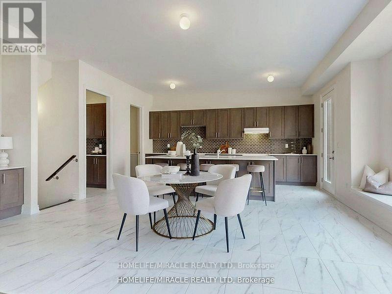 25 Joiner Circle, Whitchurch-Stouffville, ON, L4A 4W9 - 13