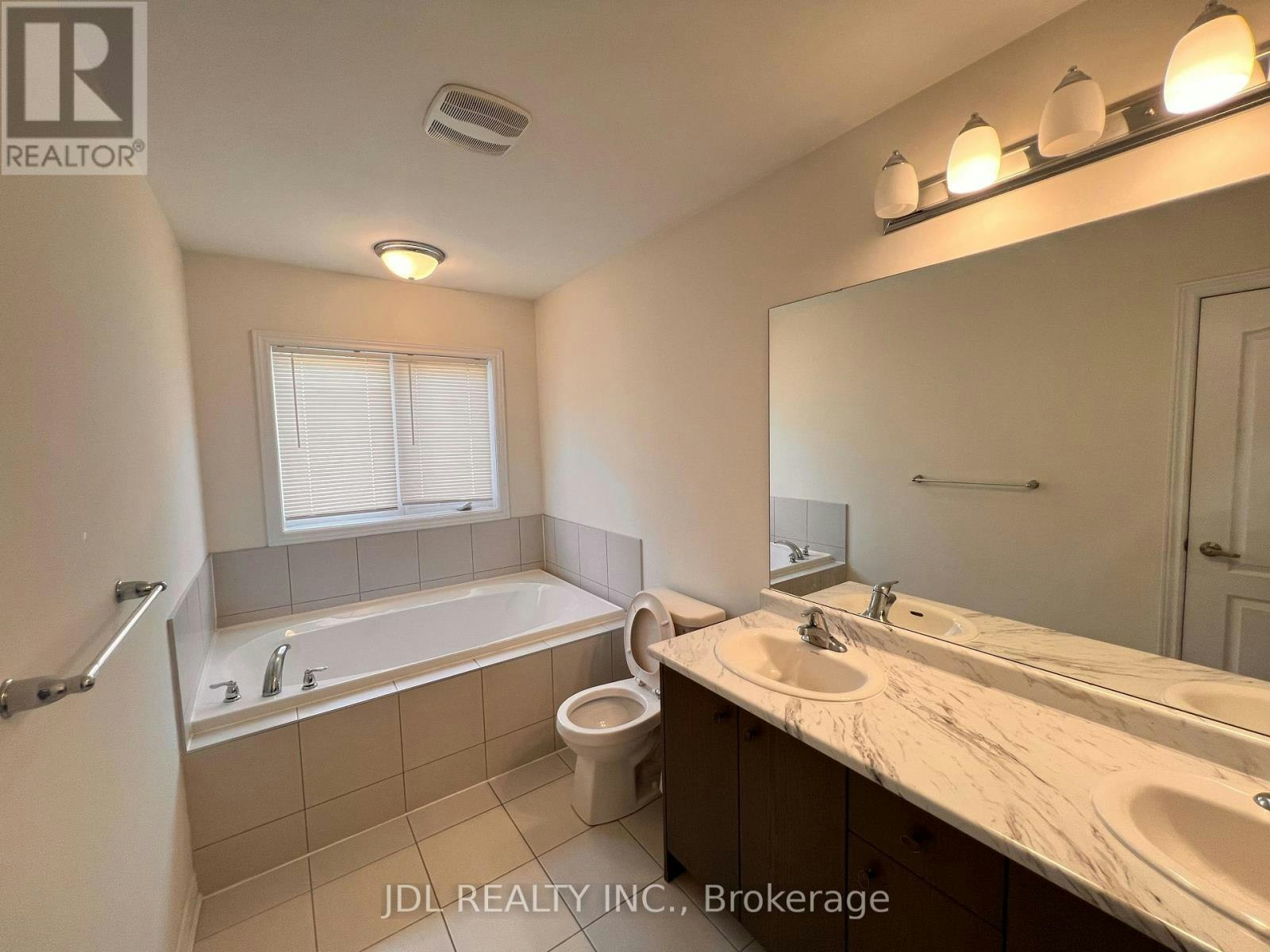 6 Twinflower Lane, Richmond Hill, ON, L4E 1E7 - 24