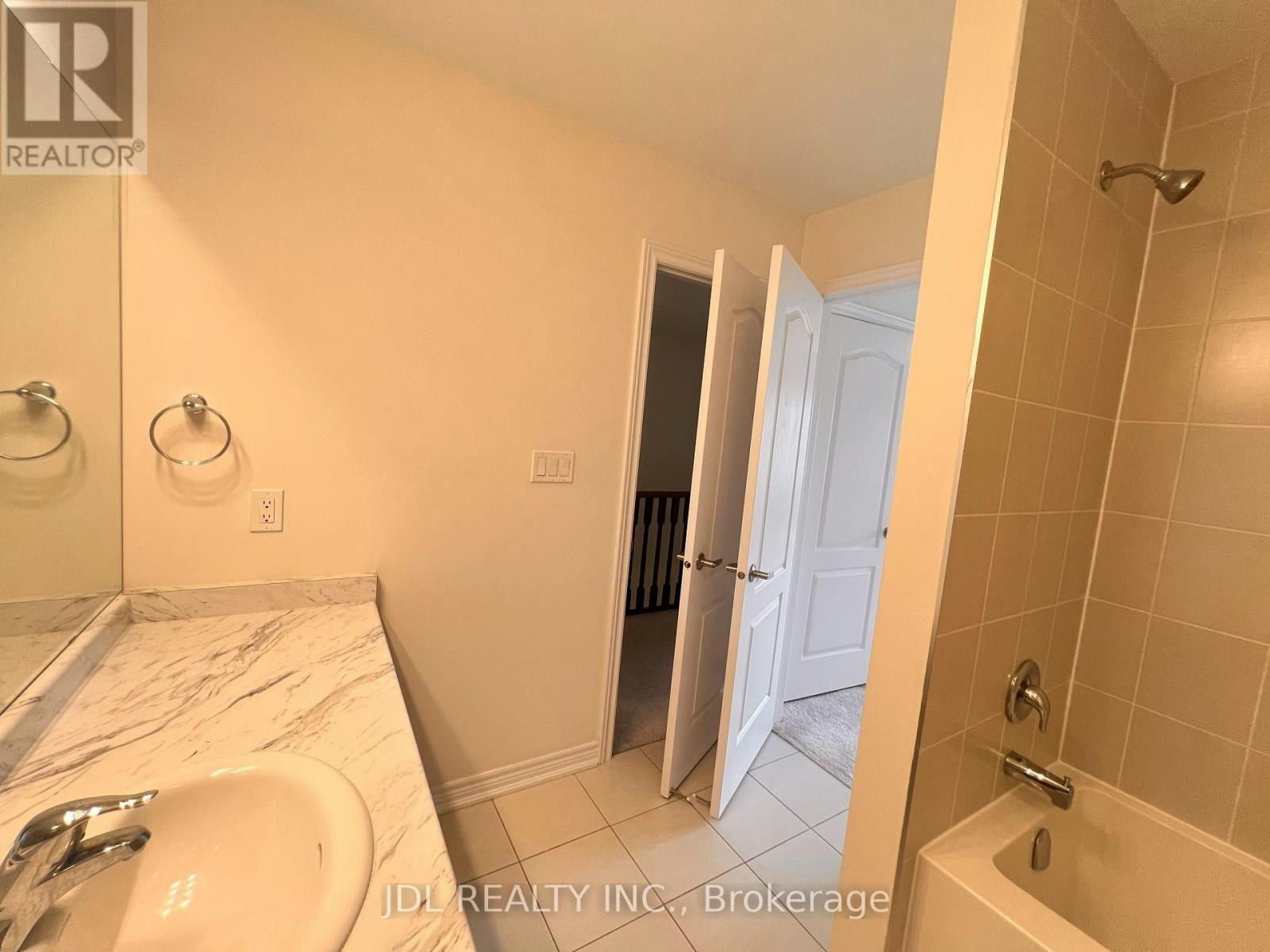 6 Twinflower Lane, Richmond Hill, ON, L4E 1E7 - 28