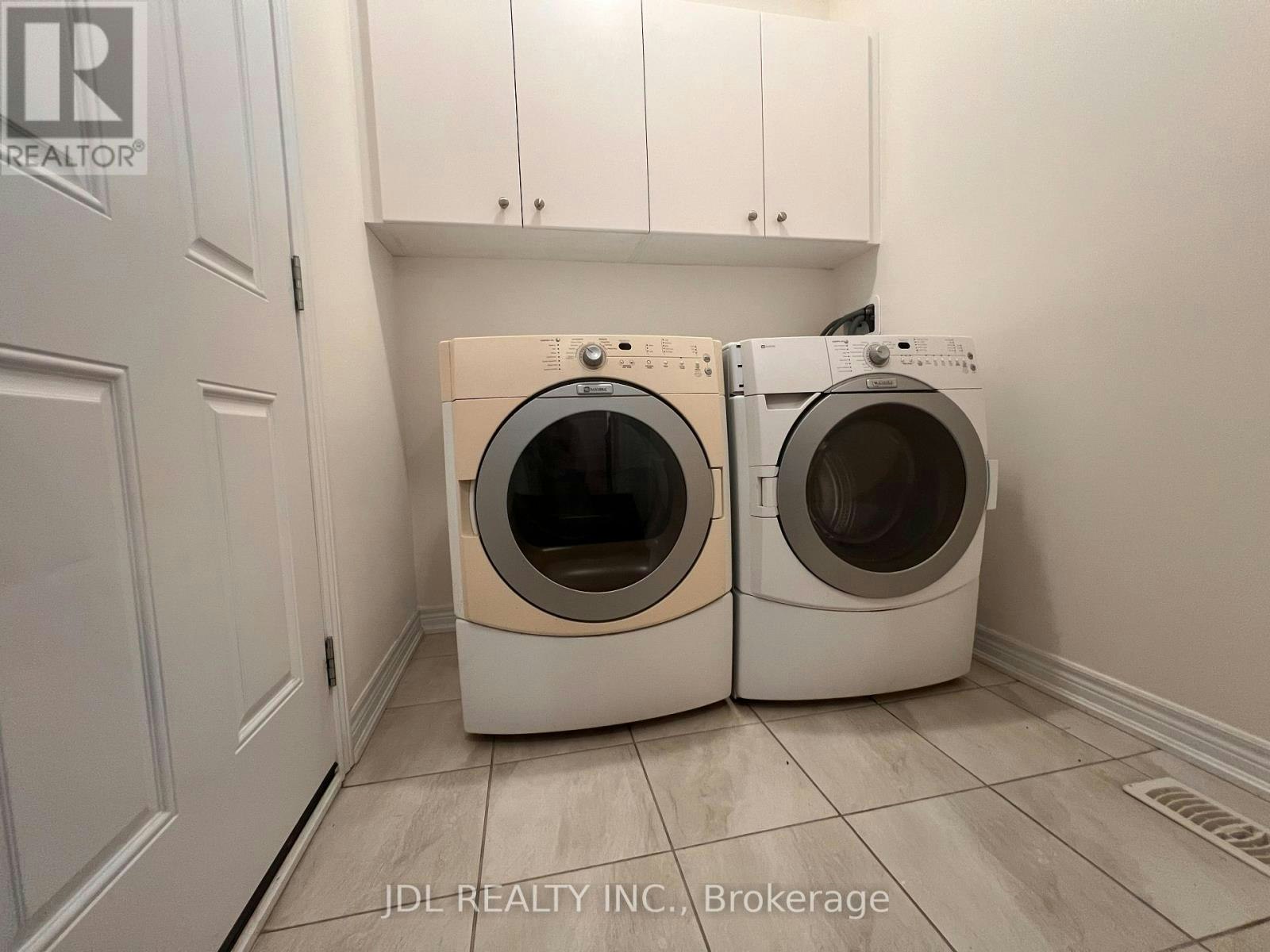 6 Twinflower Lane, Richmond Hill, ON, L4E 1E7 - 16