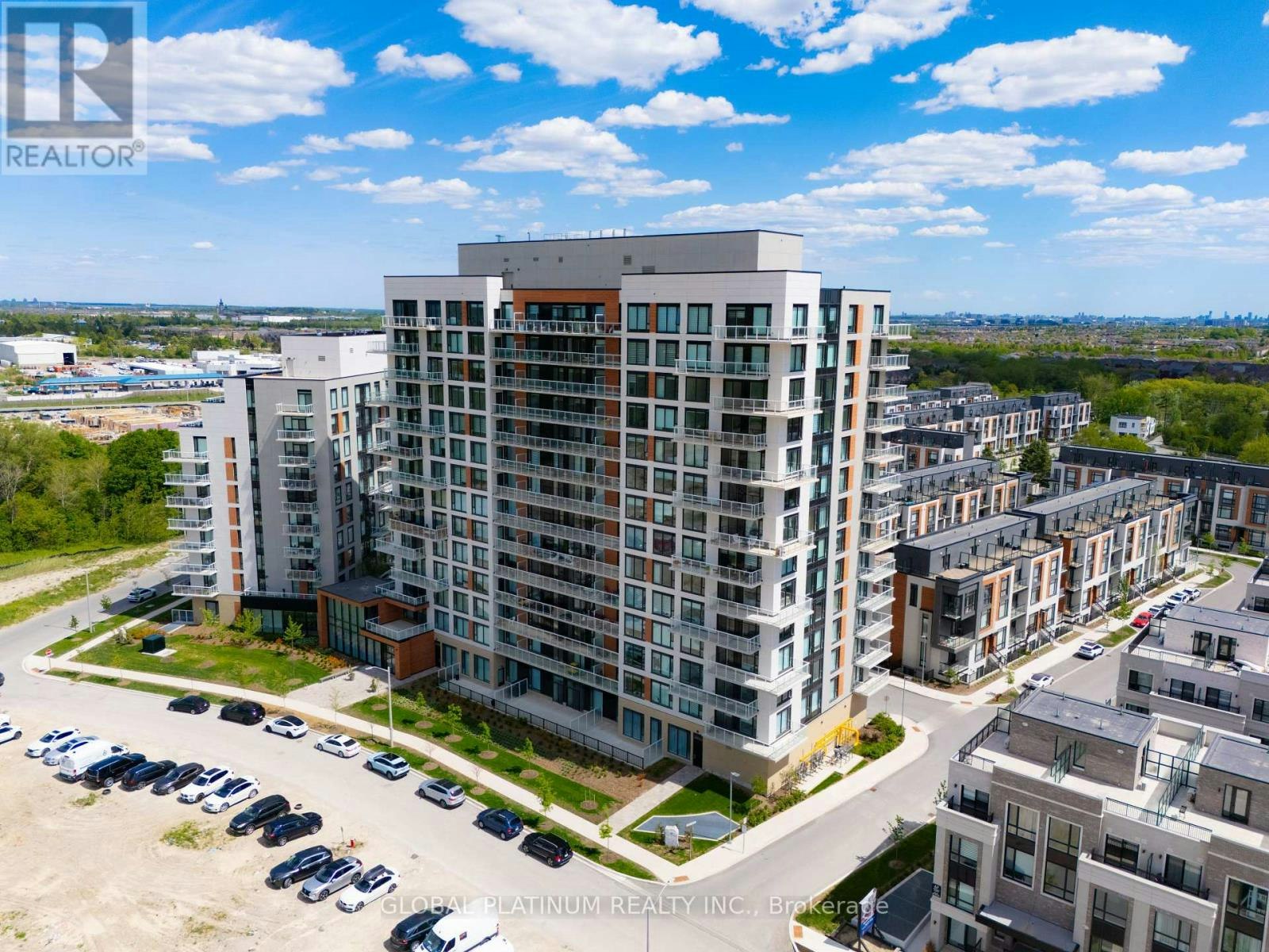 713-6 David Eyer Road, Richmond Hill, ON, L4S 0N5