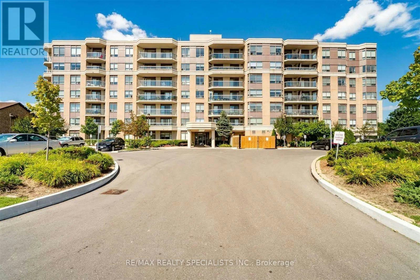 403-300 Ray Lawson Boulevard, Brampton, ON, L6Y 5H5