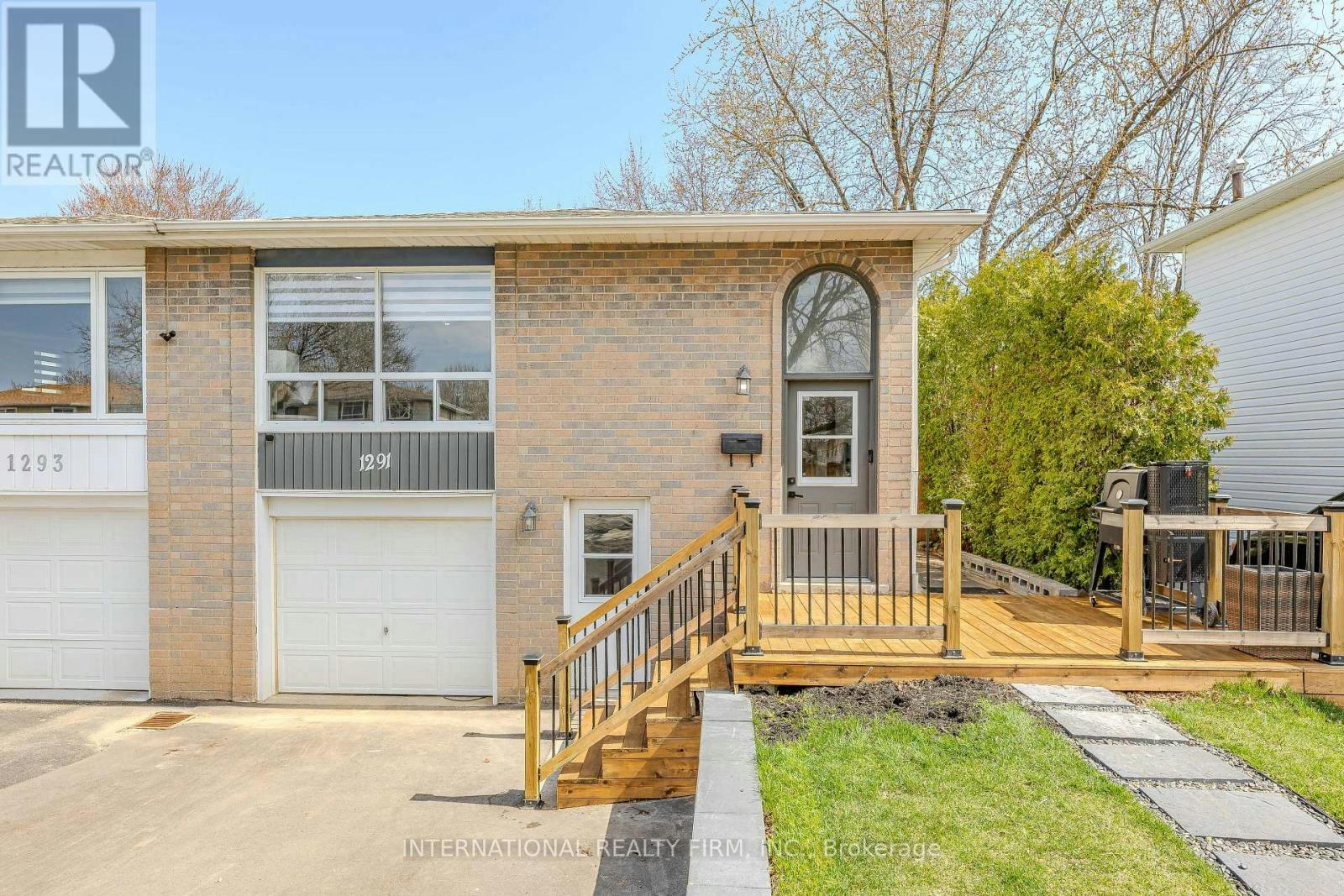 1291 Consort Crescent, Burlington, ON, L7M 1J8