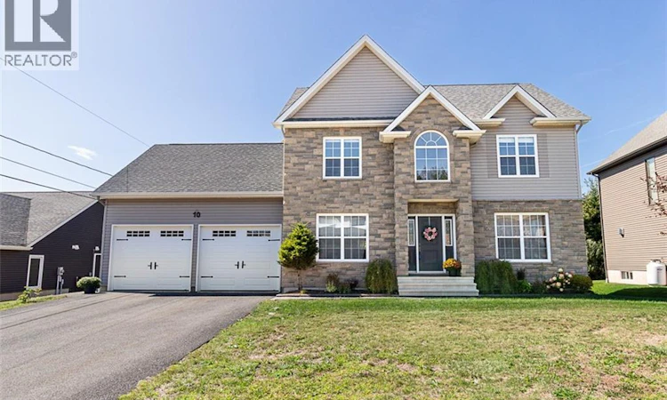 10 Turnberry Court