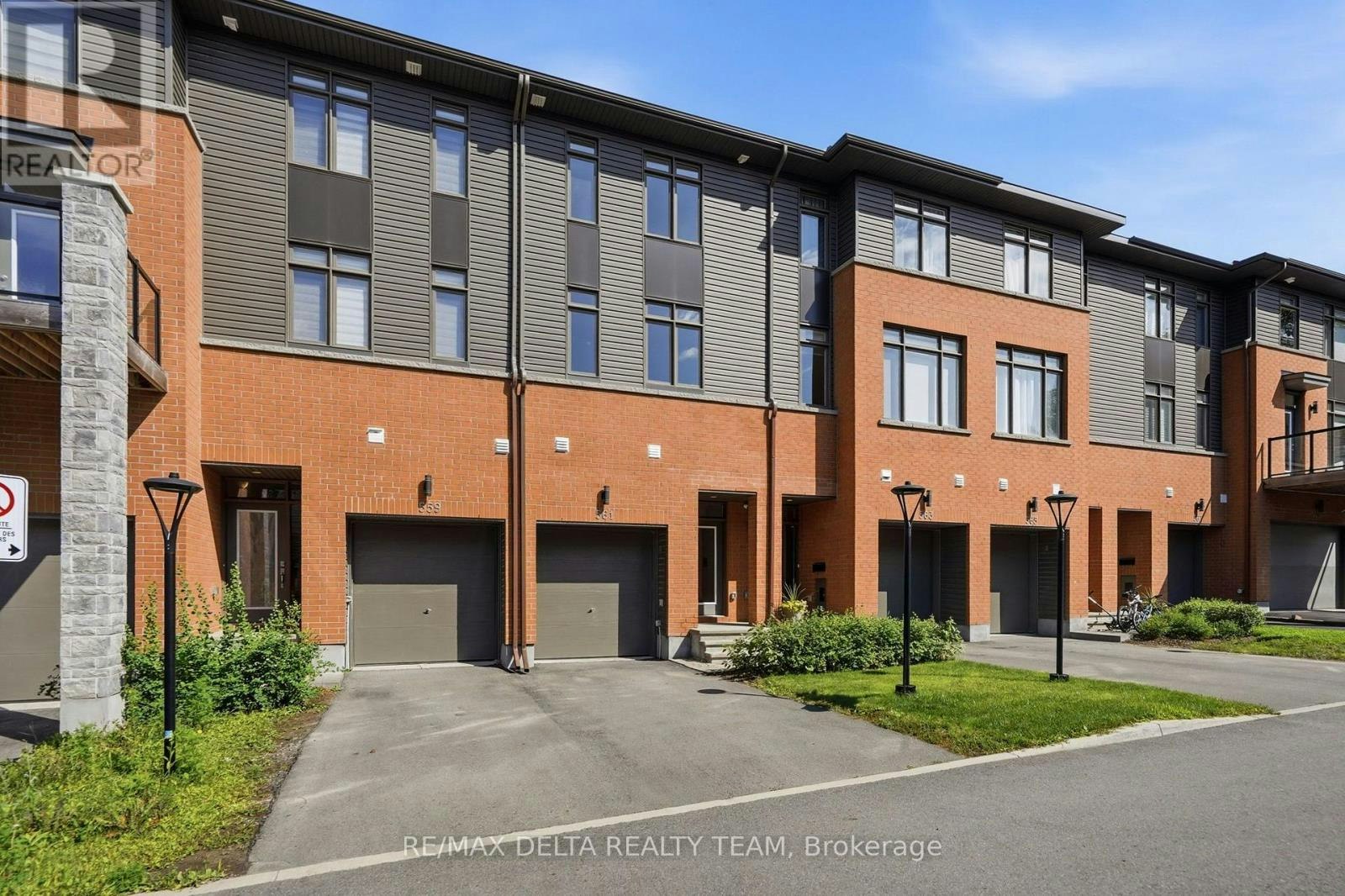 561 Halo Private, Ottawa, ON, K1C 0C7