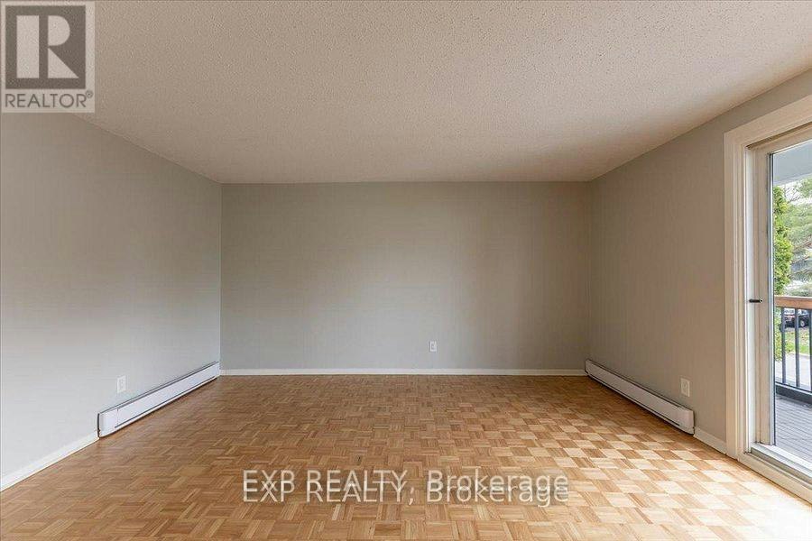 15 Jansen Road, Ottawa, ON, K2H 5W6 - 22