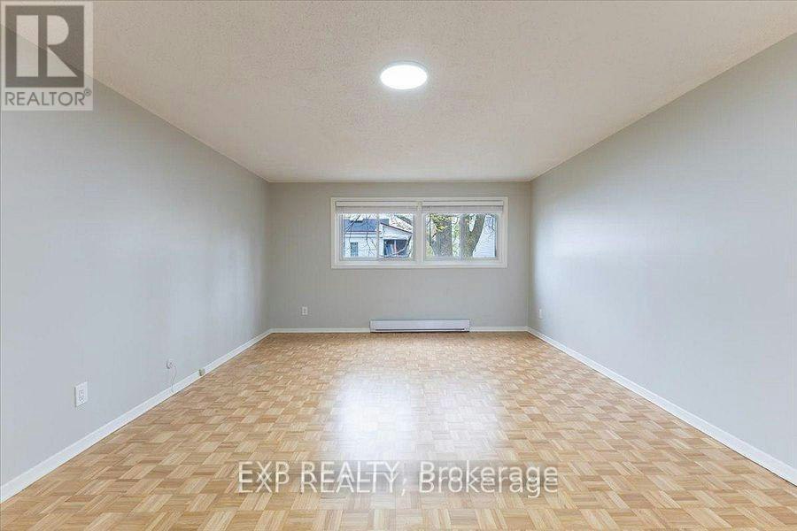15 Jansen Road, Ottawa, ON, K2H 5W6 - 27