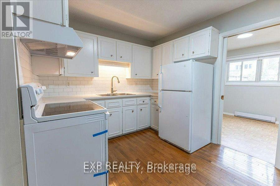 15 Jansen Road, Ottawa, ON, K2H 5W6 - 15