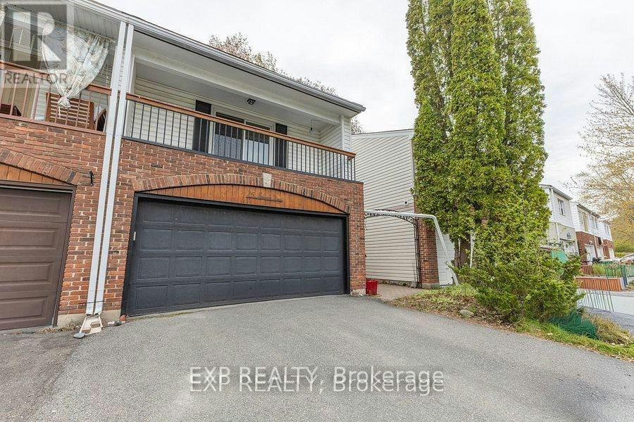 15 Jansen Road, Ottawa, ON, K2H 5W6