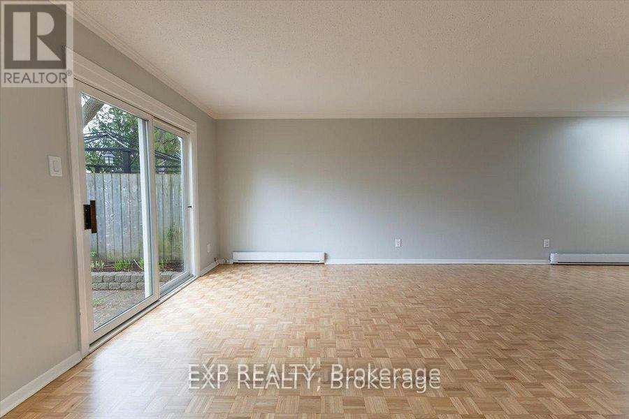 15 Jansen Road, Ottawa, ON, K2H 5W6 - 12