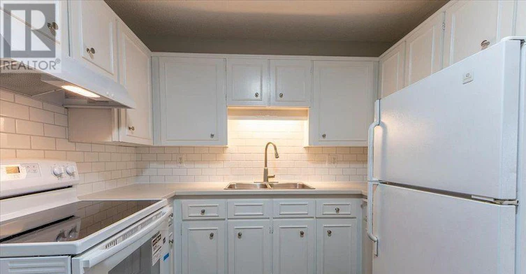 15 Jansen Road, Ottawa, ON, K2H 5W6 - 14