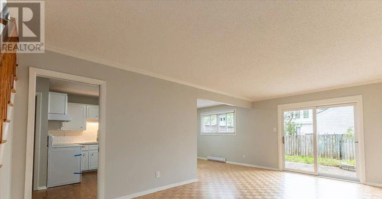 15 Jansen Road, Ottawa, ON, K2H 5W6 - 5