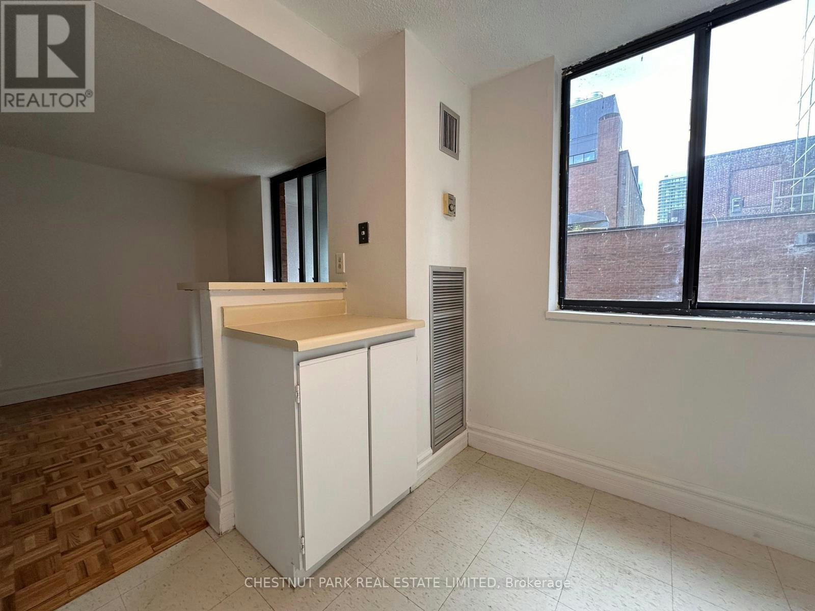 514-20 Saint Patrick Street, Toronto, ON, M5T 2Y4 - 8