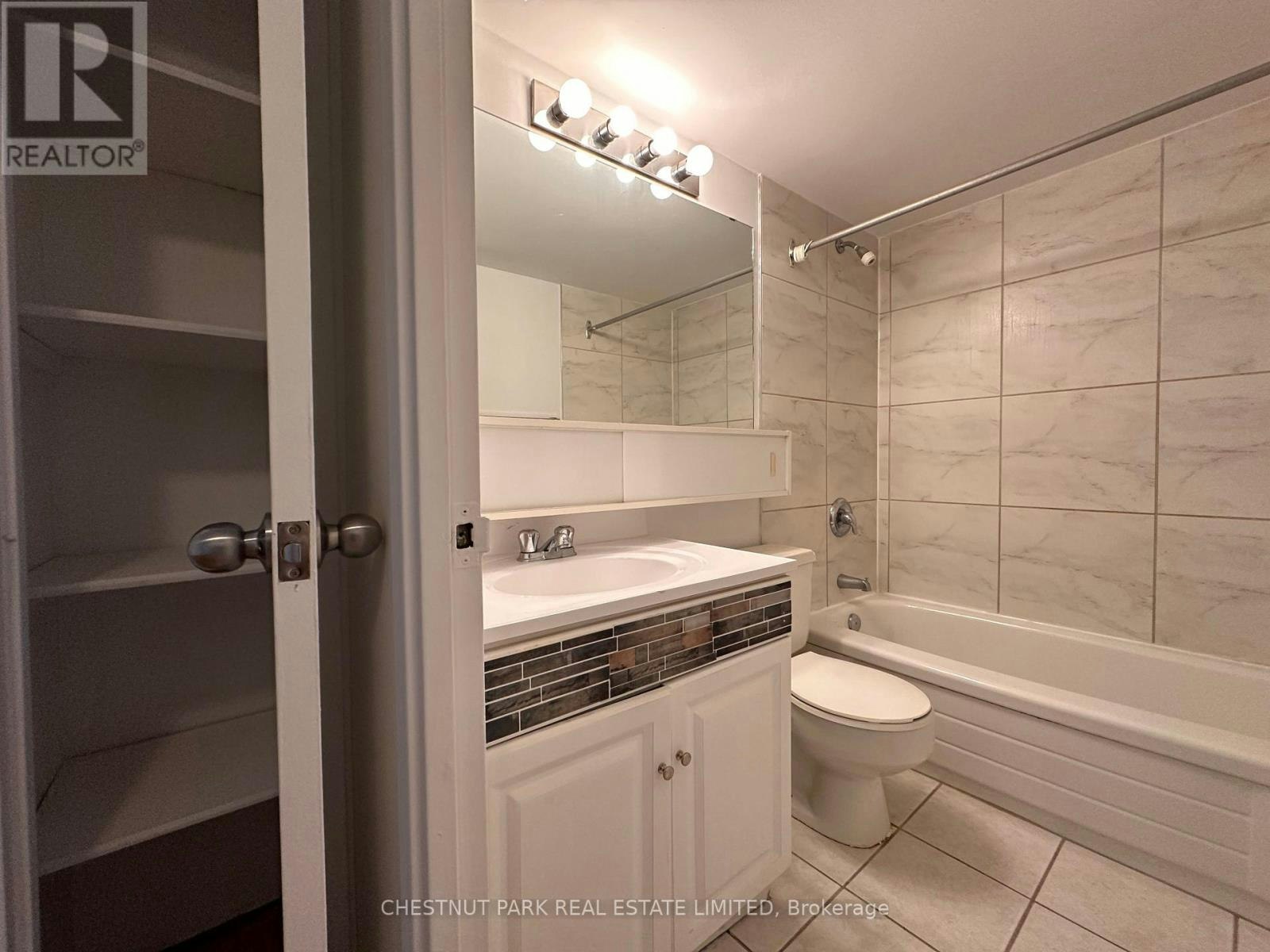514-20 Saint Patrick Street, Toronto, ON, M5T 2Y4 - 19