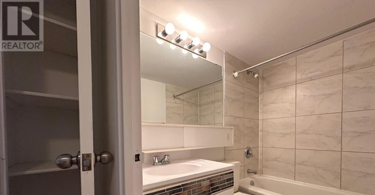 514-20 Saint Patrick Street, Toronto, ON, M5T 2Y4 - 19