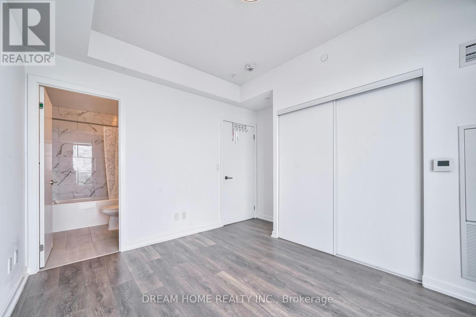 2208-32 Forest Manor Road, Toronto, ON, M2J 0H2 - 31