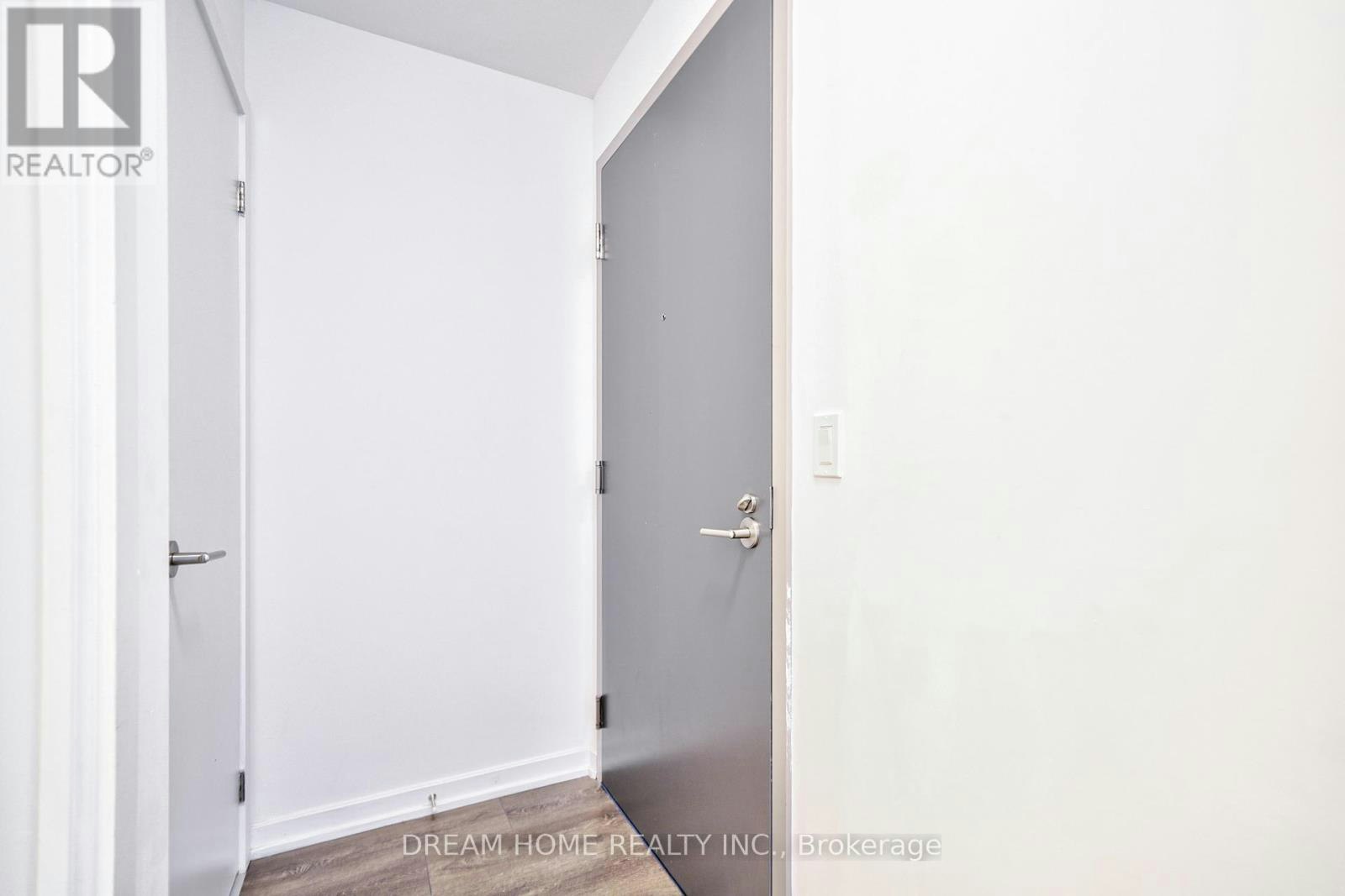 2208-32 Forest Manor Road, Toronto, ON, M2J 0H2 - 10