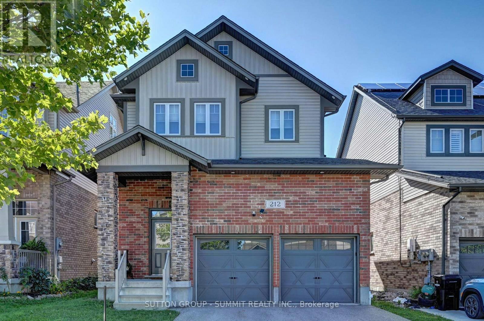 212 Gravel Ridge Trail, Kitchener, ON, N2E 0E5
