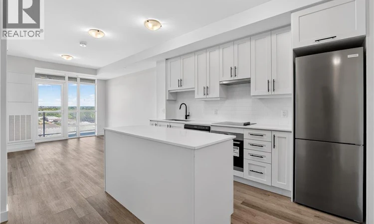 703-461 Green Road