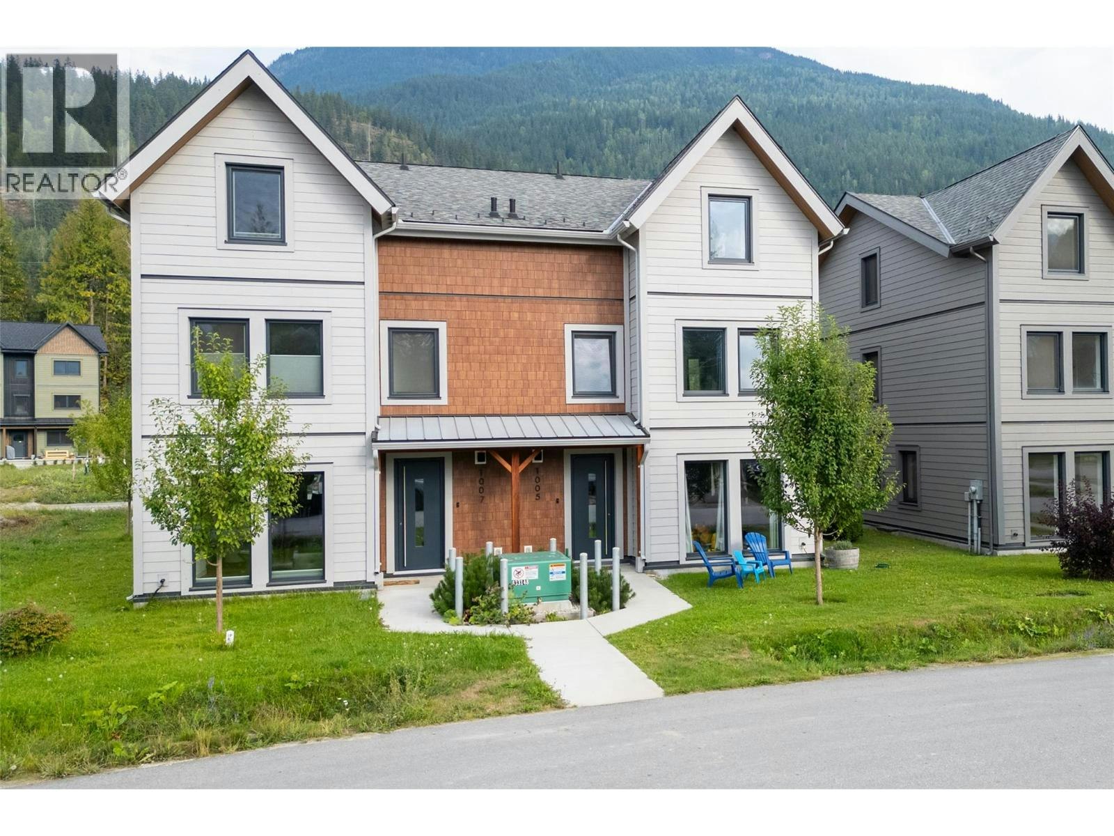 1005 Keystone Crescent, Revelstoke, BC, V0E 2S3