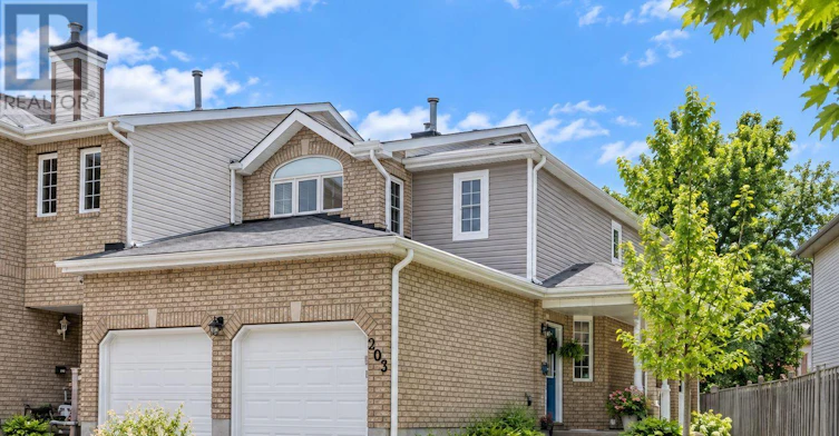203 Thornbury Crescent, Ottawa, ON, K2G 6B9 - 2