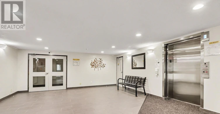 319-316 Lorry Greenberg Drive, Ottawa, ON, K1T 2P4 - 3