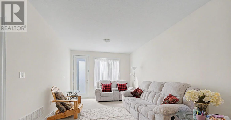 17 Harwood Street, Tillsonburg, ON, N4G 0J7 - 3