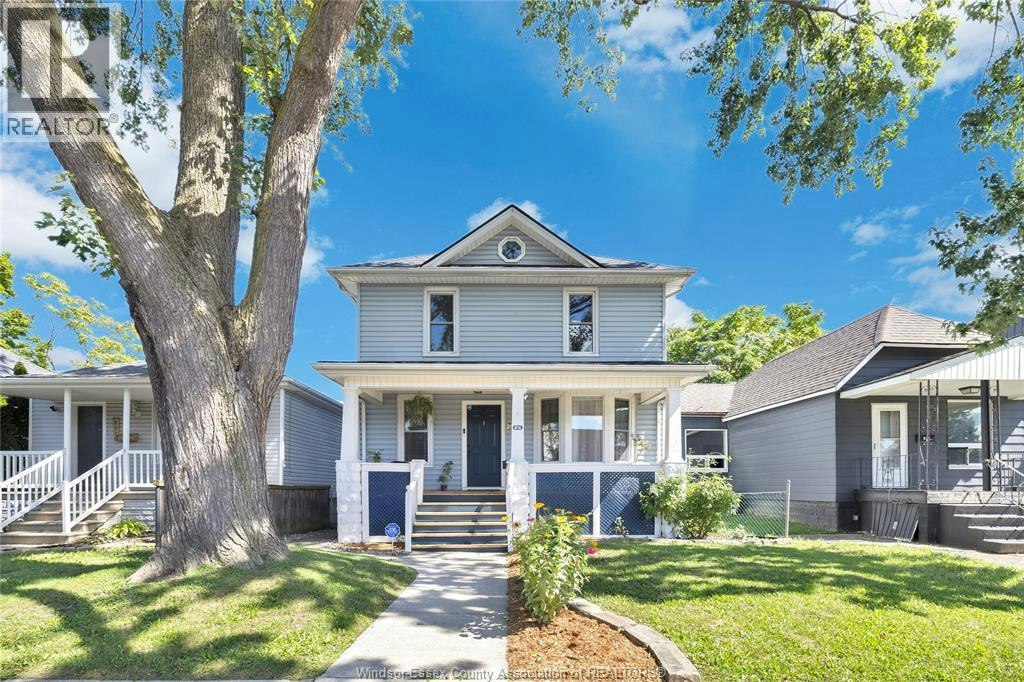 916 Windsor Avenue, Windsor, ON, N9A 1K2