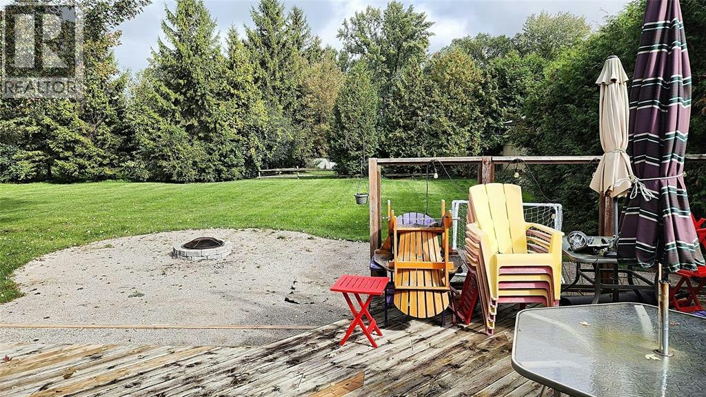 8468 Defore Drive, Lambton Shores, ON, N0M 1T0 - 12