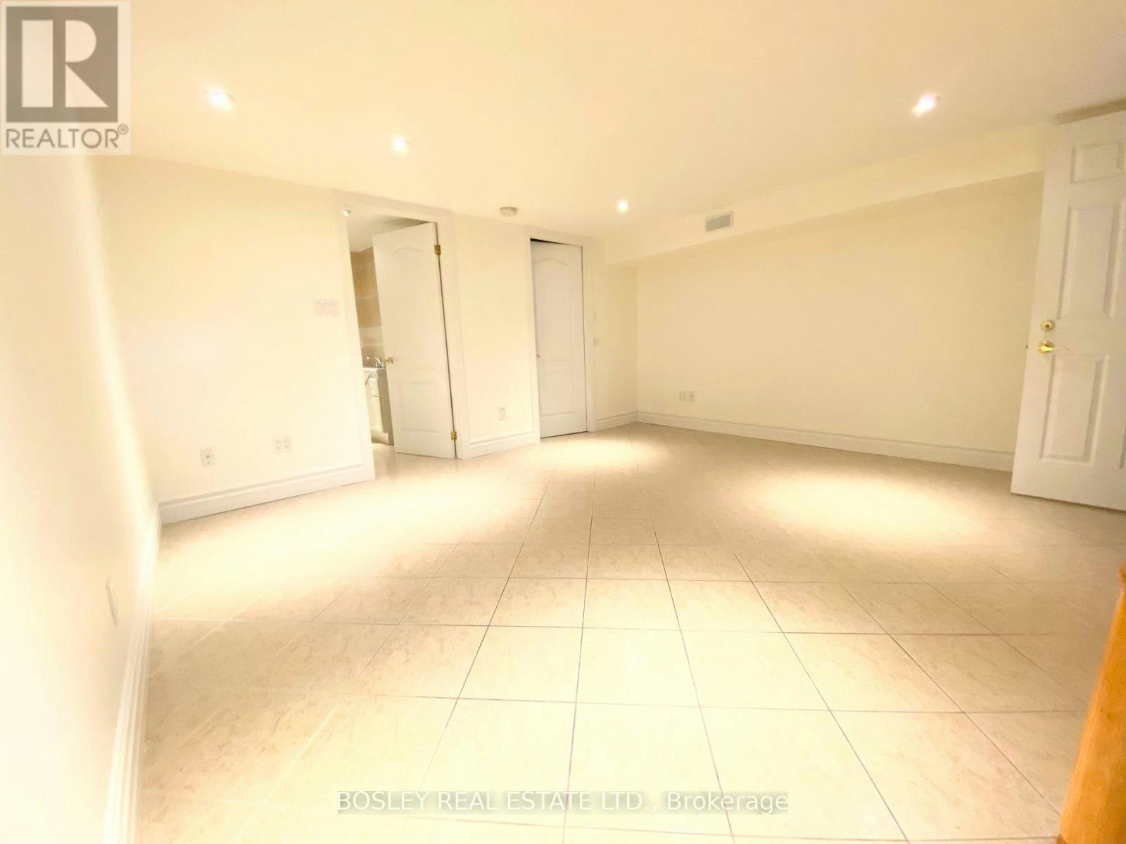 MAIN-260 Ossington Avenue, Toronto, ON, M6J 3A2 - 10
