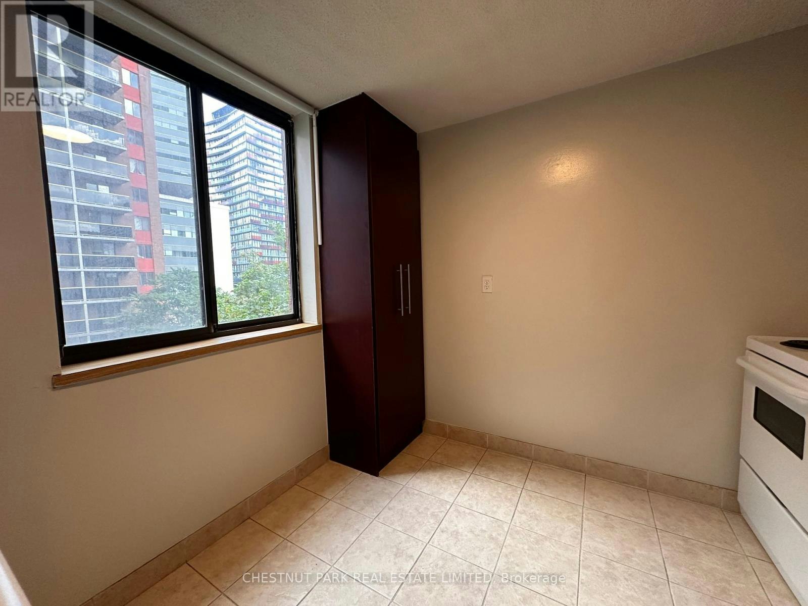 621-20 Saint Patrick Street, Toronto, ON, M5T 2Y4 - 17