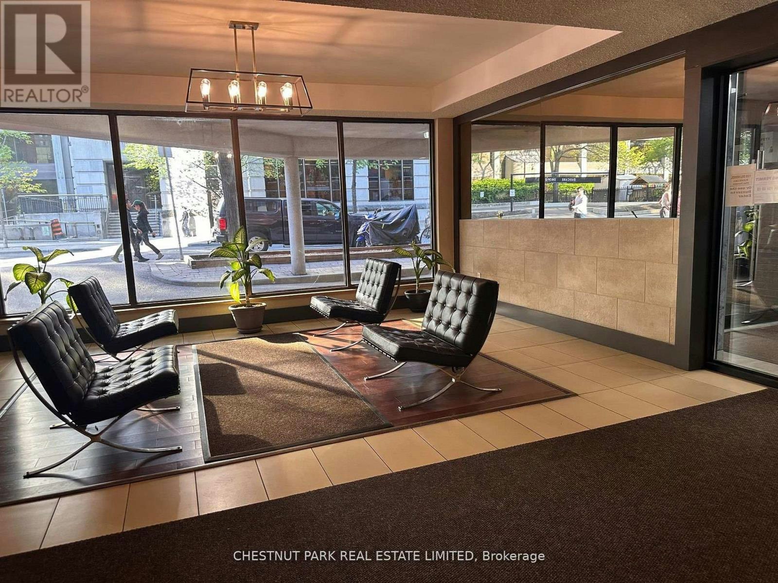 621-20 Saint Patrick Street, Toronto, ON, M5T 2Y4 - 3