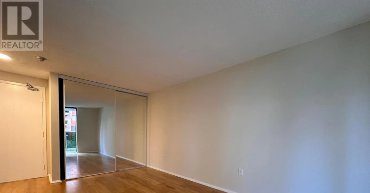 621-20 Saint Patrick Street, Toronto, ON, M5T 2Y4 - 4