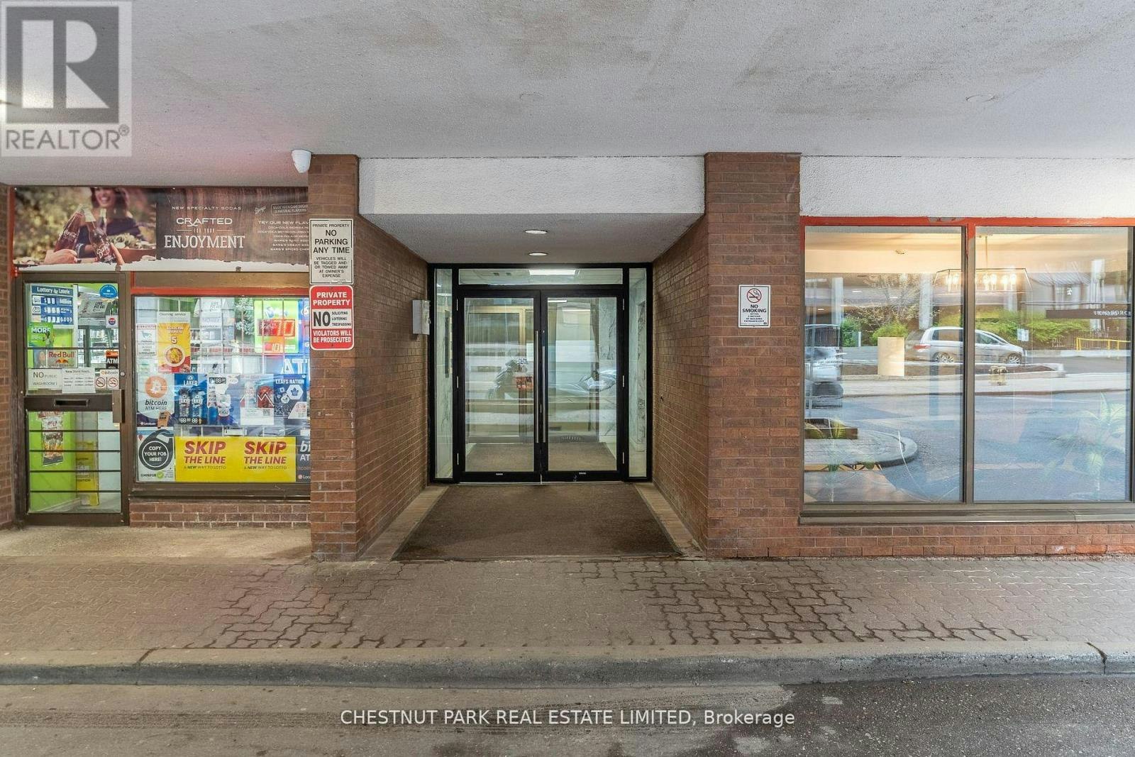 621-20 Saint Patrick Street, Toronto, ON, M5T 2Y4 - 2