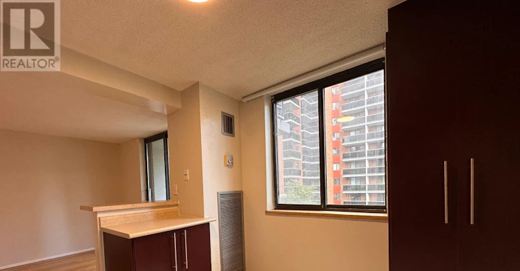 621-20 Saint Patrick Street, Toronto, ON, M5T 2Y4 - 18
